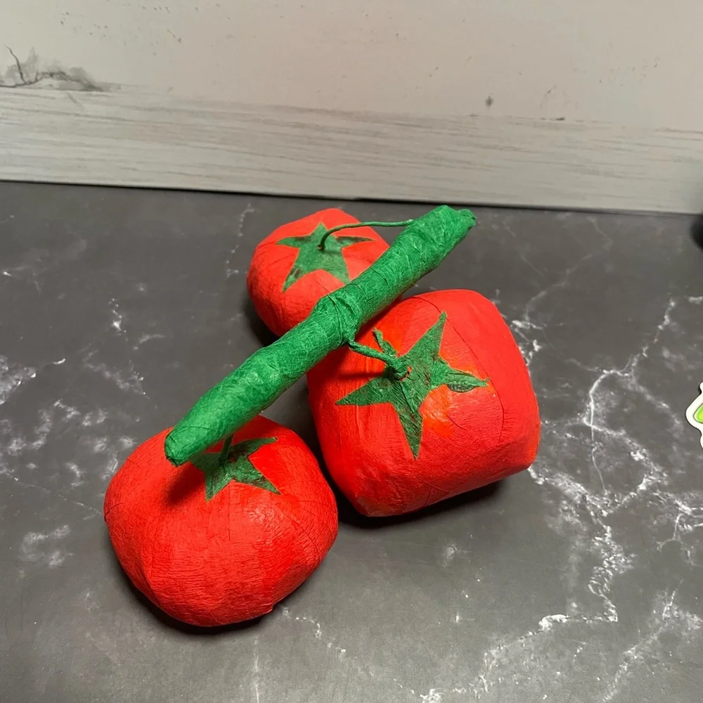 Surprise Ball Tomatoes On The Vine 🍅🍅🍅